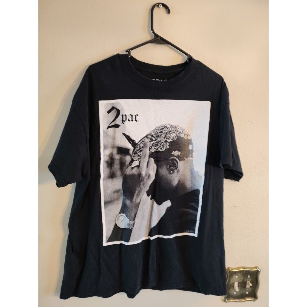 Rare Men's 2Pac Tupac Black Cotton T-Shirt Size XL